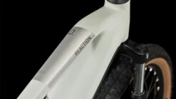 CUBE REACTION HYBRID ONE 625 - Electric Mountain Bike - 2023 - Lightgrey / Rose 13 CUBE REACTION HYBRID ONE 625 - Electric Mountain Bike - 2023 - Lightgrey / Rose -Urban Volt Bike Sales 634072 d 0015471 1397809