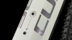 CUBE REACTION HYBRID ONE 625 - Electric Mountain Bike - 2023 - Lightgrey / Rose 14 CUBE REACTION HYBRID ONE 625 - Electric Mountain Bike - 2023 - Lightgrey / Rose -Urban Volt Bike Sales 634072 d 0115481 1397810