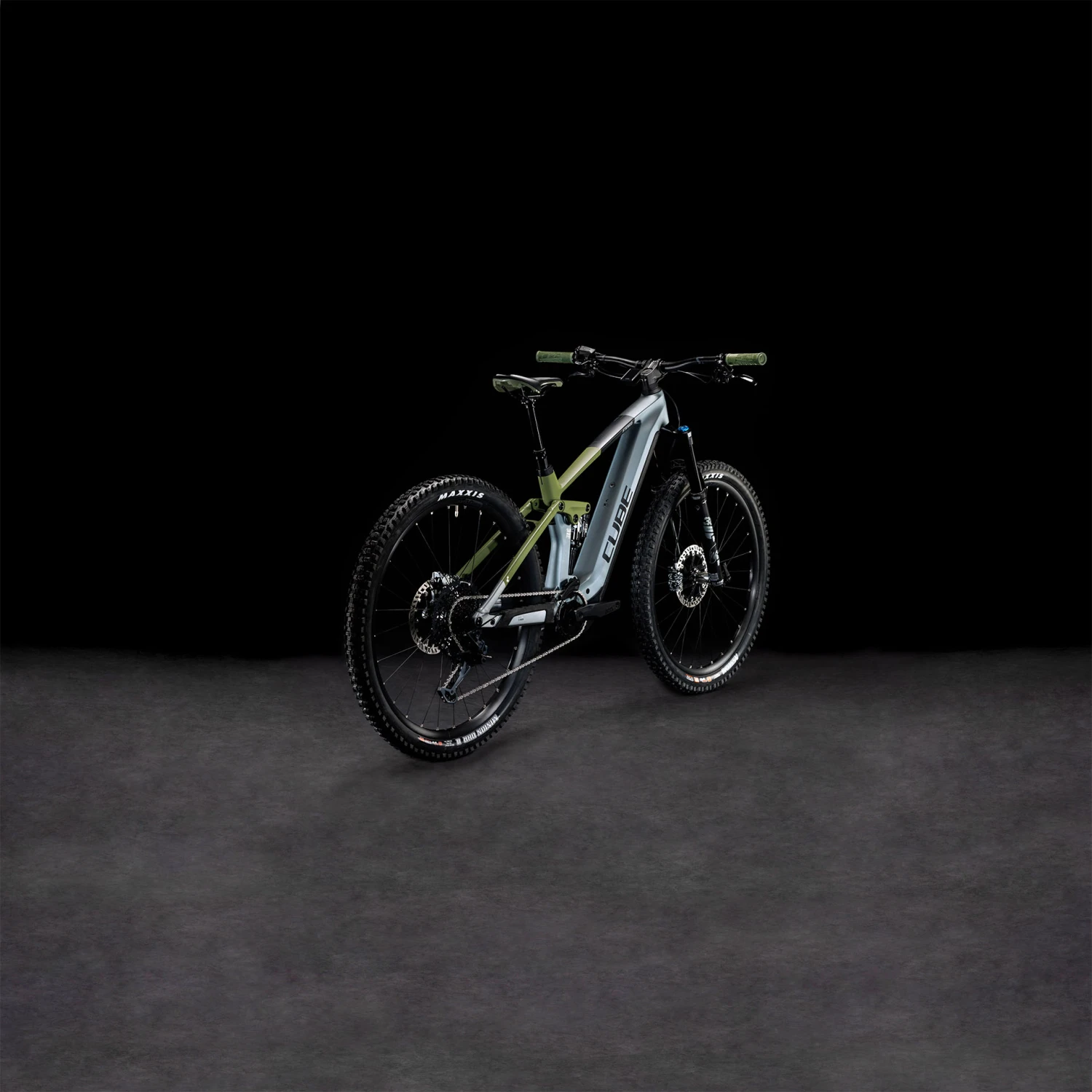 CUBE STEREO HYBRID 140 HPC TM 750 - Carbon Electric Mountainbike - 2023 - Flashgrey / Olive A00 5 CUBE STEREO HYBRID 140 HPC TM 750 - Carbon Electric Mountainbike - 2023 - Flashgrey / Olive A00 - Image 3