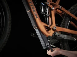 Trek FUEL EXe 9.7 SLX/XT Electric Mountain Bike - 2023 - Matte Pennyflake -Urban Volt Bike Sales fuelexe97slxxt alt8 1337362