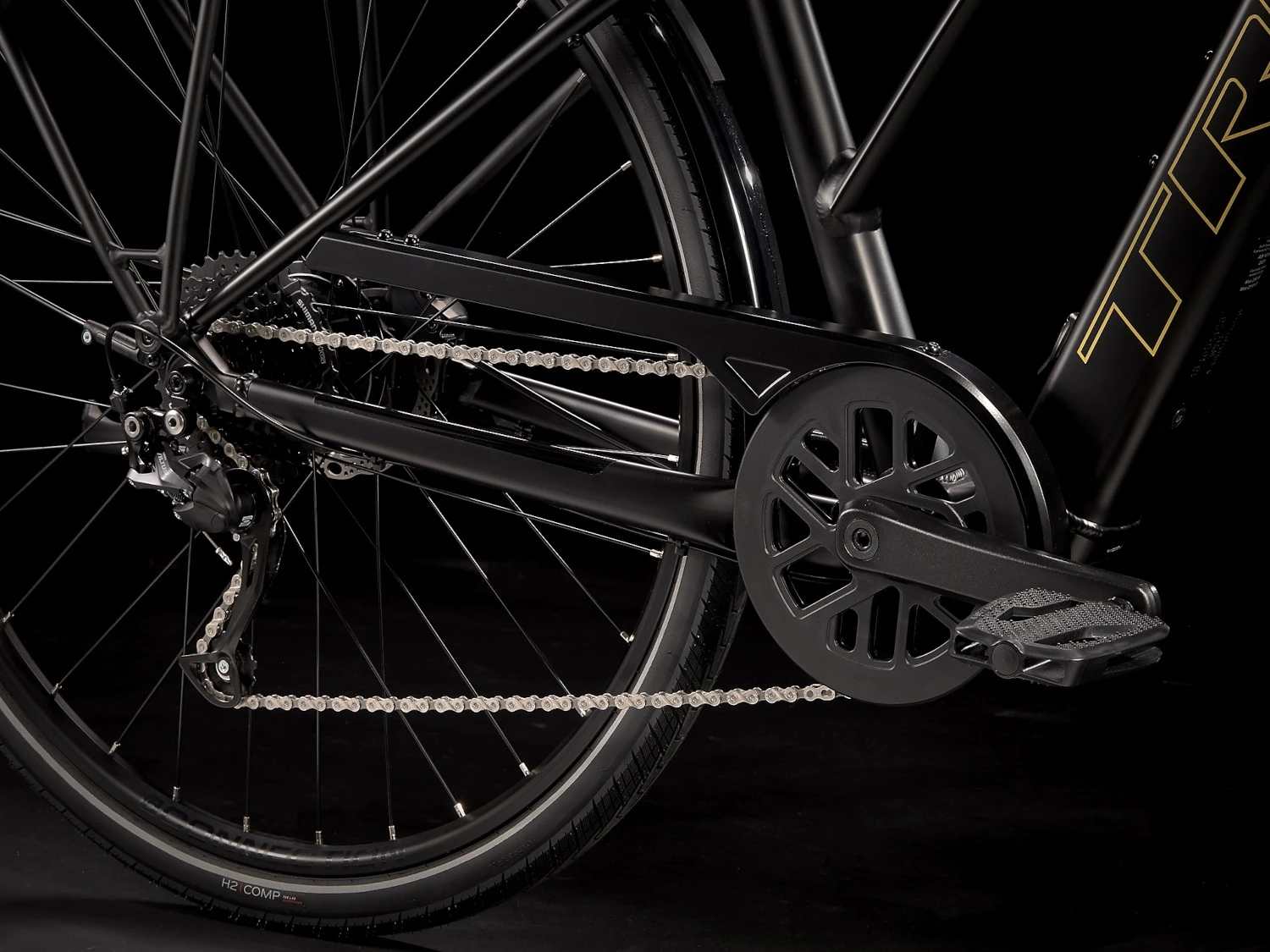 Trek FX+ 2 Stagger Electric City Bike - 2023 - Satin Trek Black 11 Trek FX+ 2 Stagger Electric City Bike - 2023 - Satin Trek Black - Image 10