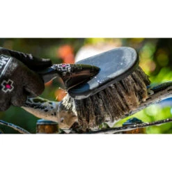 Muc-Off 5x Premium Brush Kit -Urban Volt Bike Sales muc off 5x premium brush kit 3 1428881 1