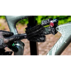 Muc-Off 5x Premium Brush Kit -Urban Volt Bike Sales muc off 5x premium brush kit 5 1428883
