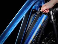 Trek POWERFLY 4 Gen 4 625Wh - Electric Mountain Bike - 2023 - Gloss Alpine / Gloss Lithium 18 Trek POWERFLY 4 Gen 4 625Wh - Electric Mountain Bike - 2023 - Gloss Alpine / Gloss Lithium -Urban Volt Bike Sales powerfly4 alt3 1386178